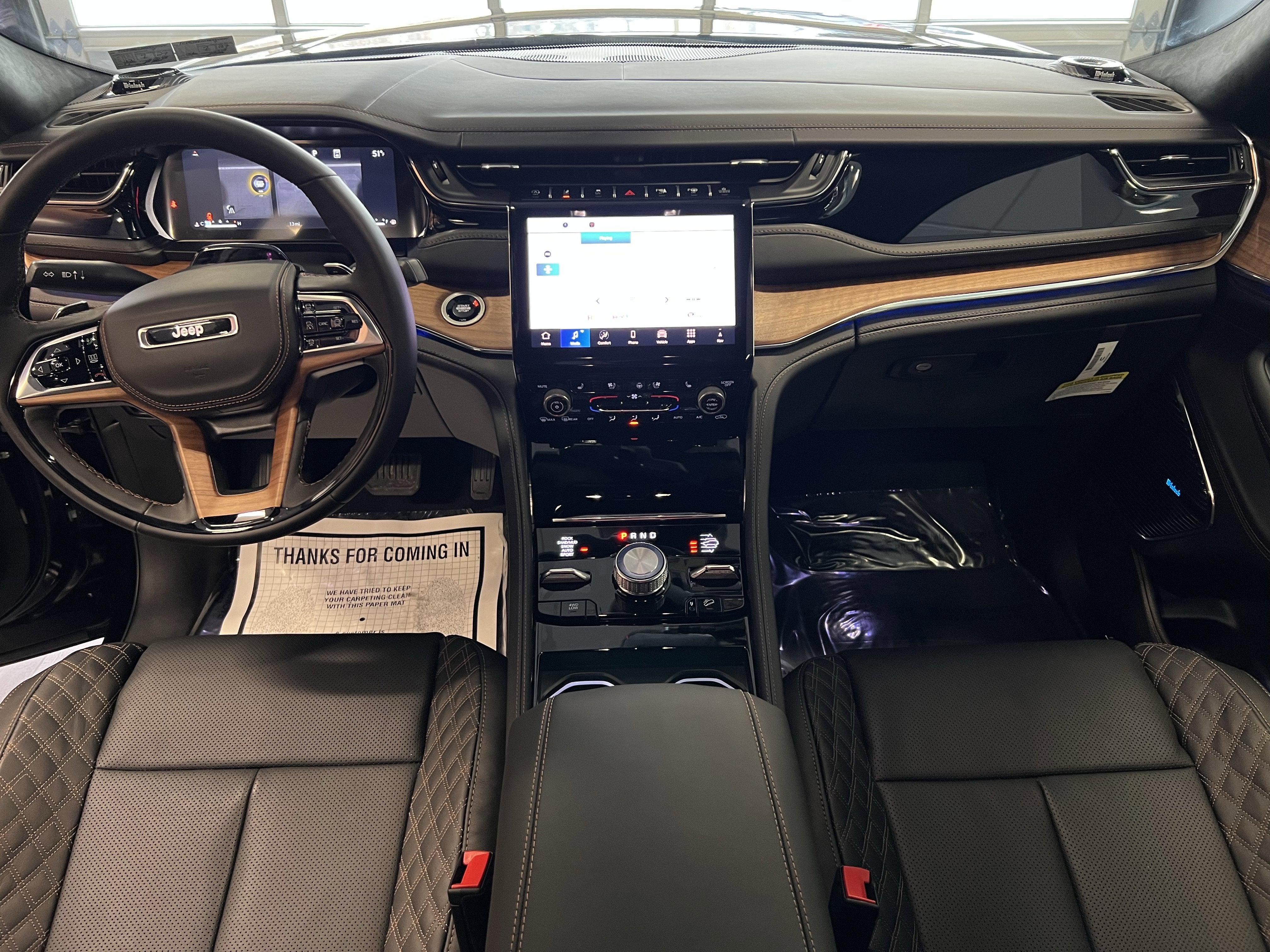 2025 Jeep Grand Cherokee GRAND CHEROKEE SUMMIT RESERVE 4X4