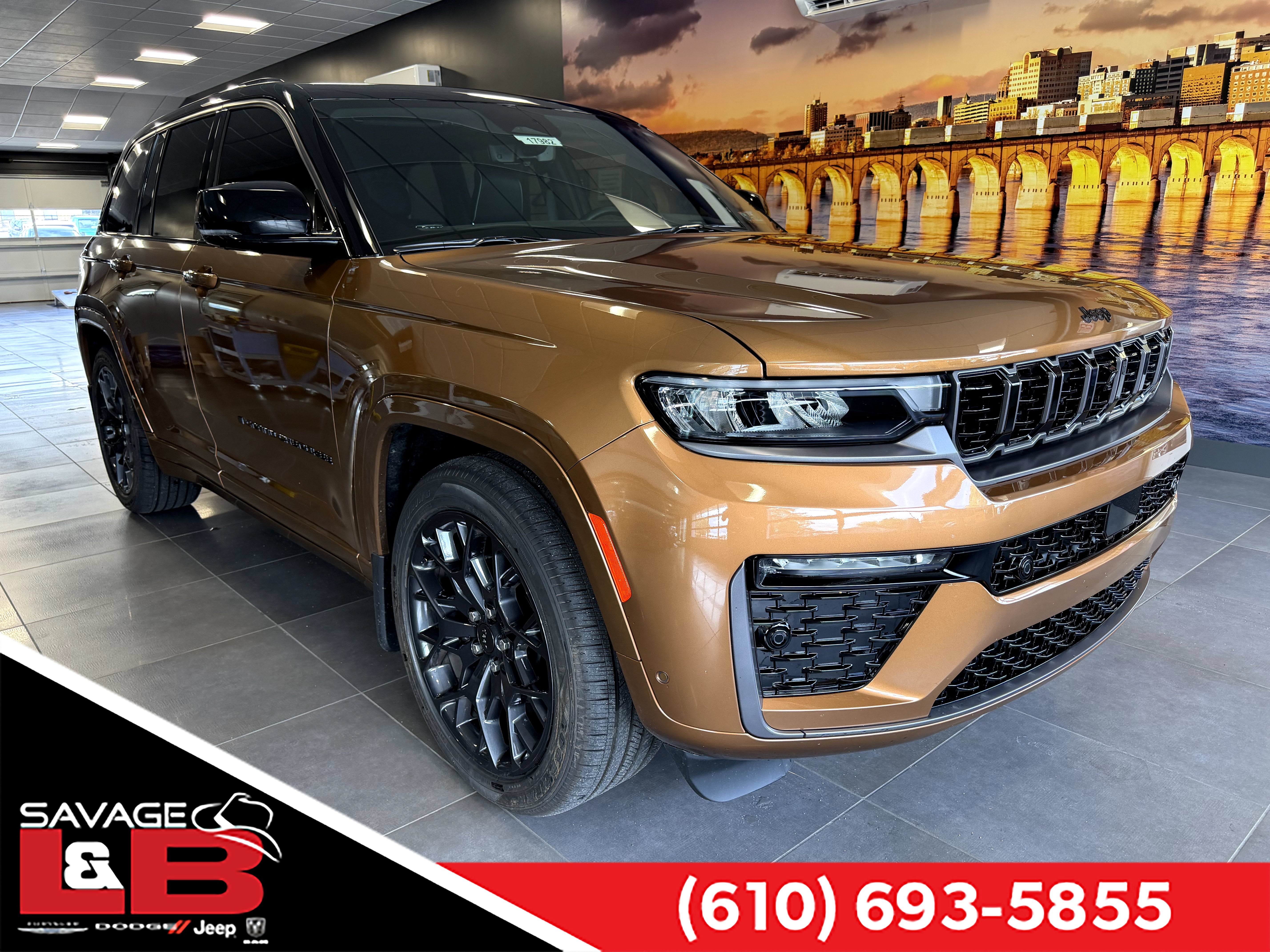 2026 Jeep Grand Cherokee GRAND CHEROKEE SUMMIT 4X4
