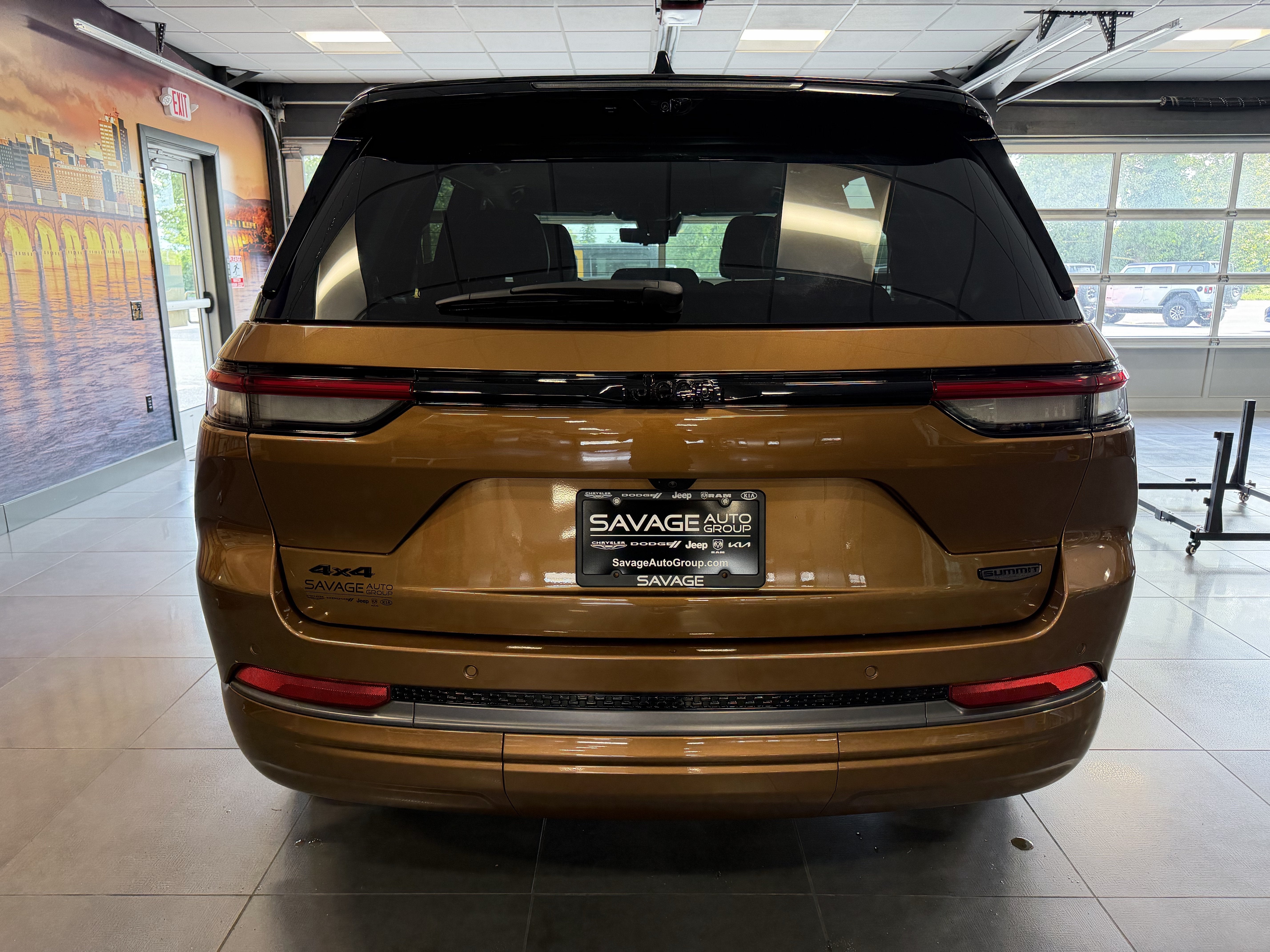 2026 Jeep Grand Cherokee GRAND CHEROKEE SUMMIT 4X4