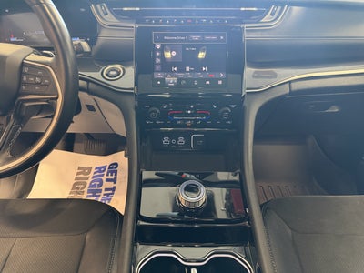 2022 Jeep Grand Cherokee L Altitude 4x4