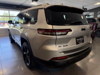 2022 Jeep Grand Cherokee L Altitude 4x4