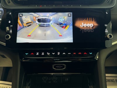 2026 Jeep Grand Cherokee GRAND CHEROKEE L LAREDO ALTITUDE 4X4