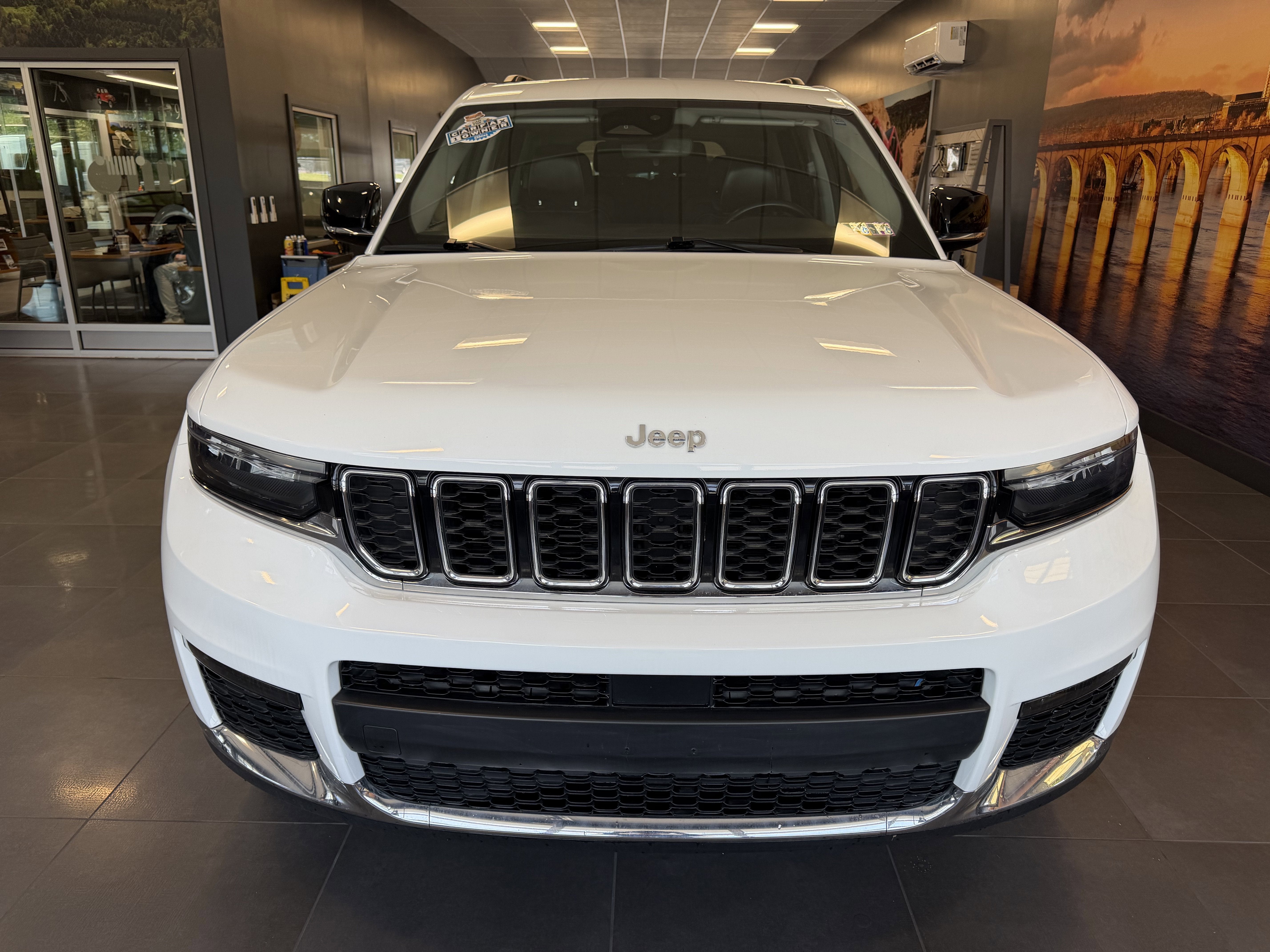 2022 Jeep Grand Cherokee L Limited 4x4