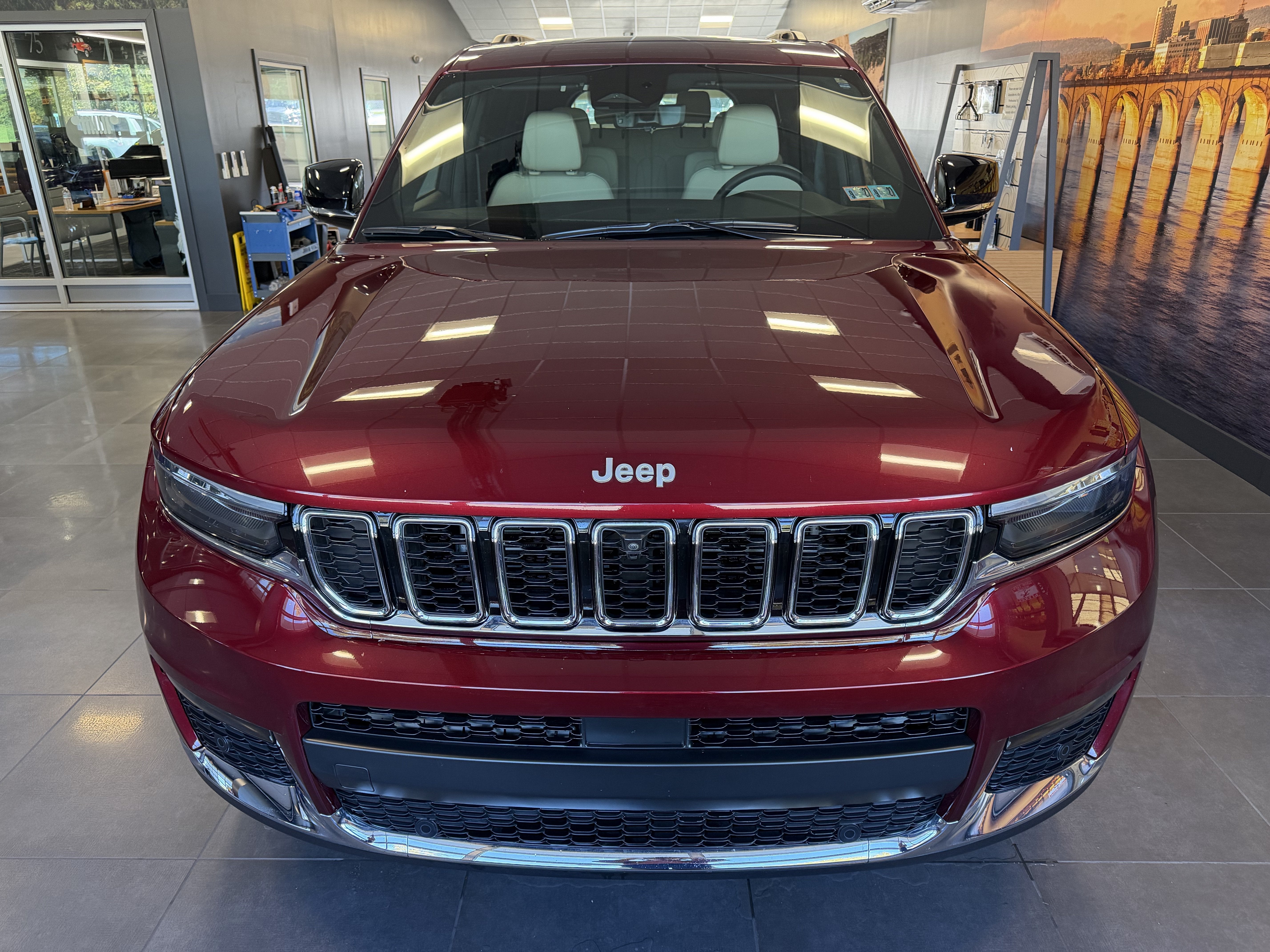 2025 Jeep Grand Cherokee L Limited 4x4