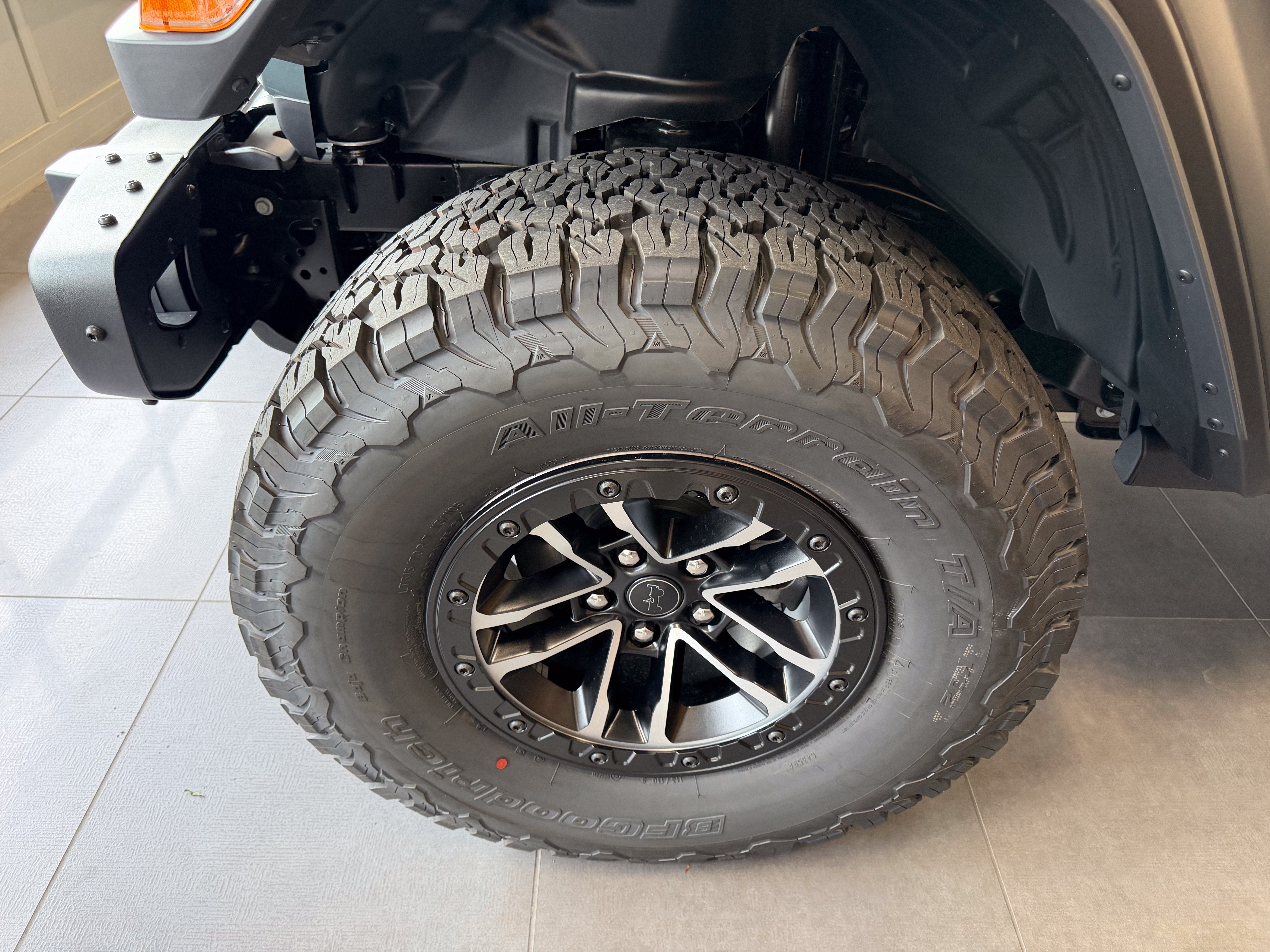 2026 Jeep Wrangler WRANGLER 4-DOOR MOAB 392