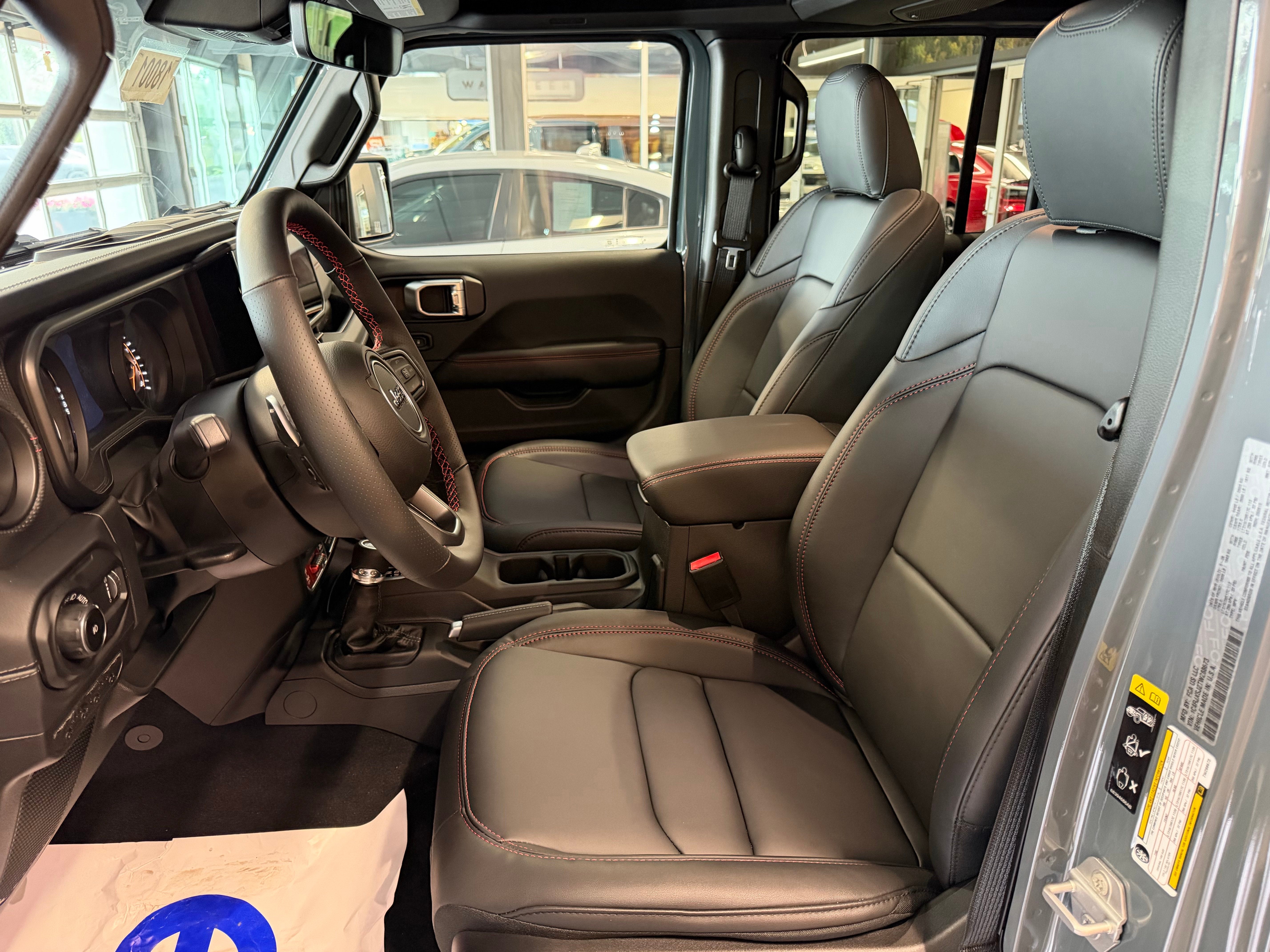 2026 Jeep Wrangler WRANGLER 4-DOOR MOAB 392
