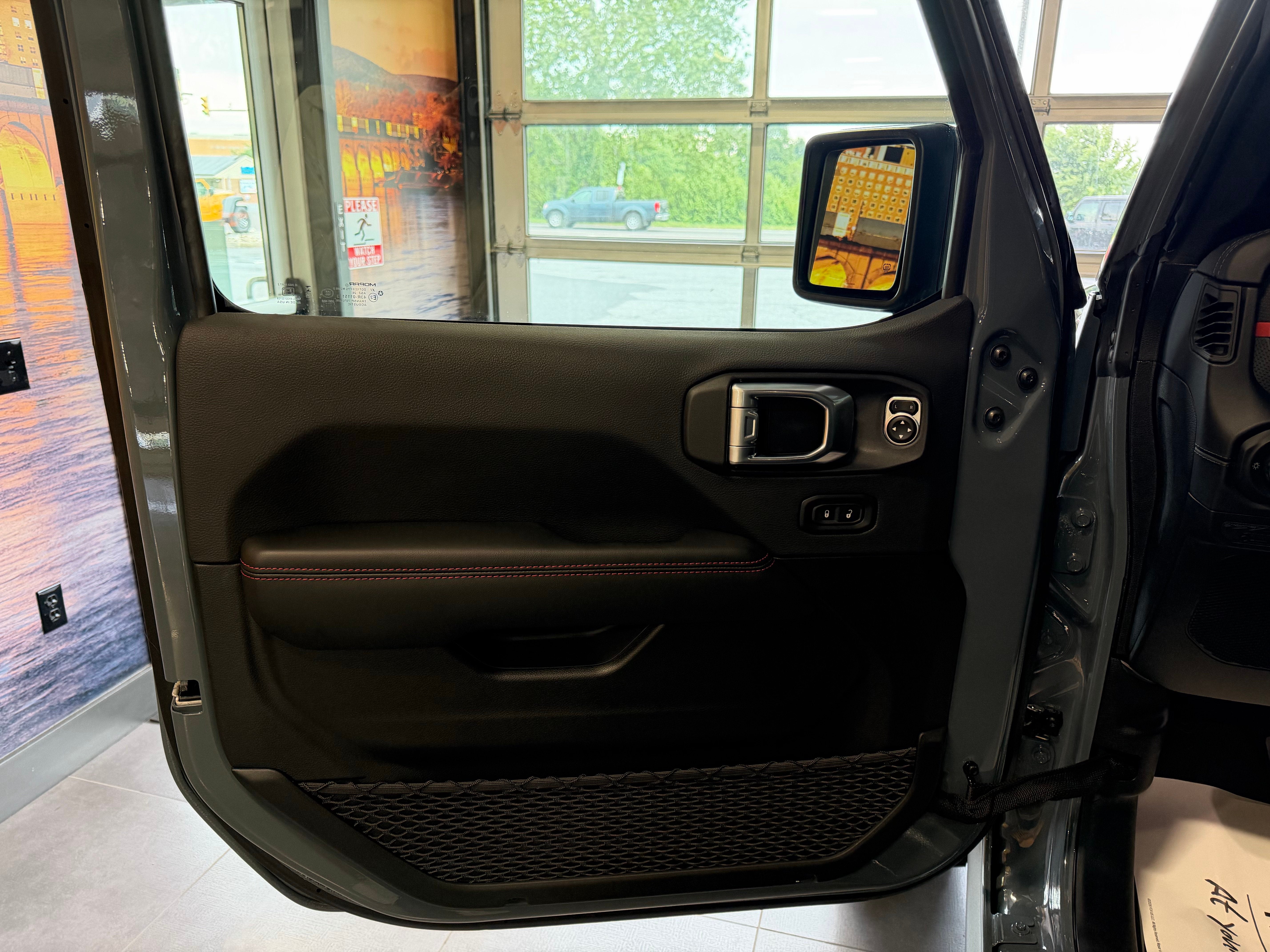 2026 Jeep Wrangler WRANGLER 4-DOOR MOAB 392