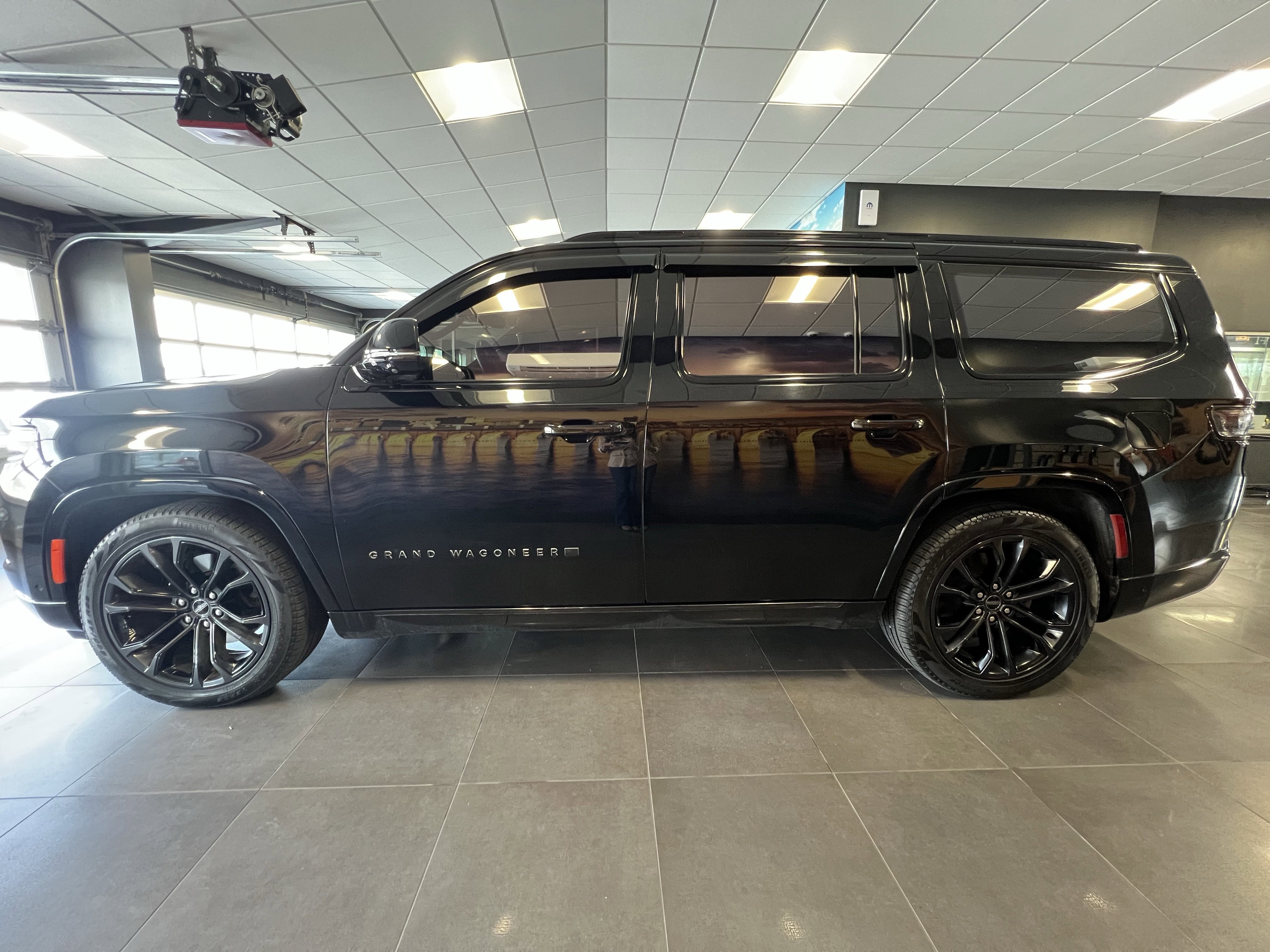 2023 Jeep Grand Wagoneer Obsidian 4x4