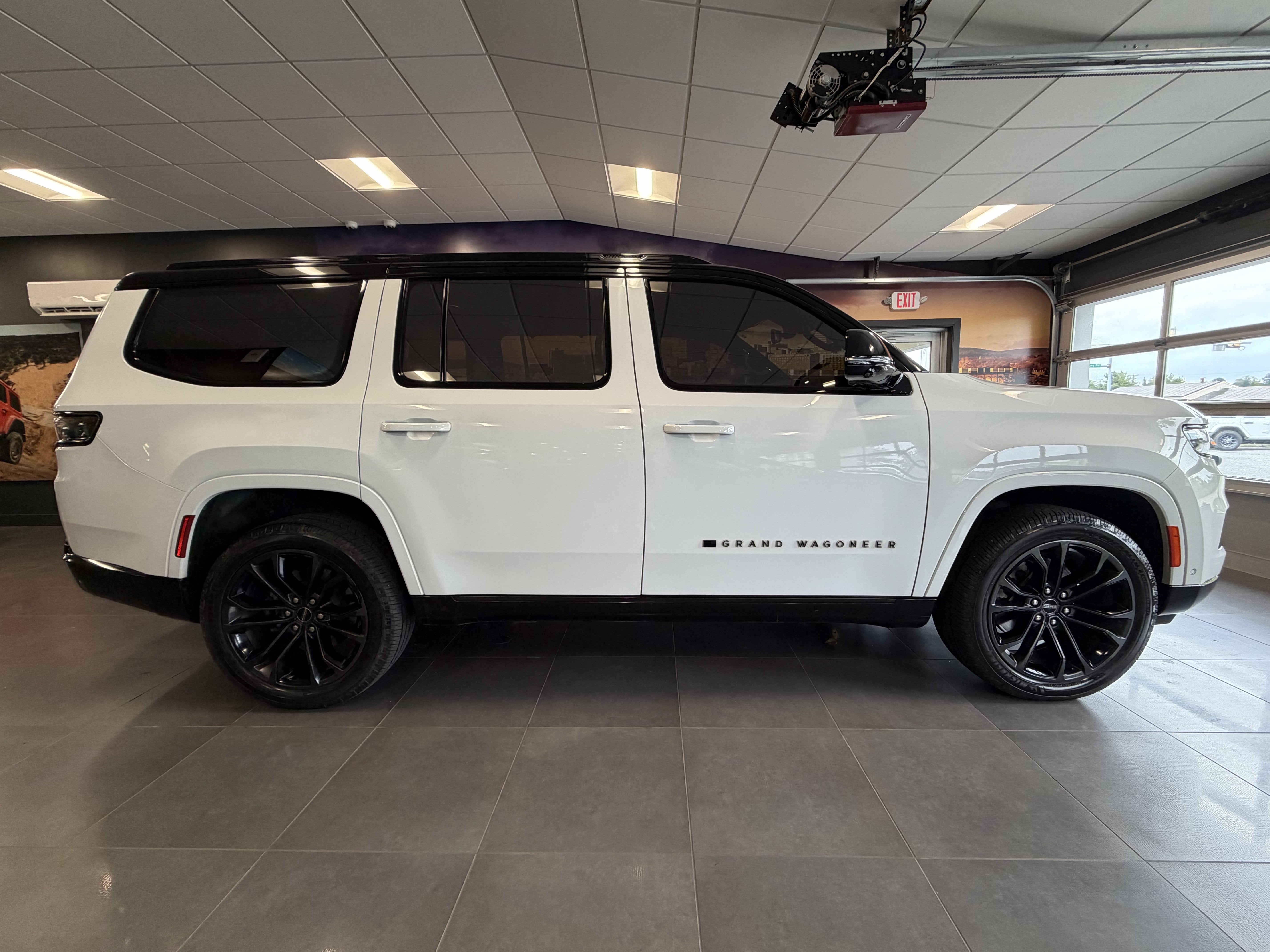 2024 Jeep Grand Wagoneer Series III Obsidian 4x4