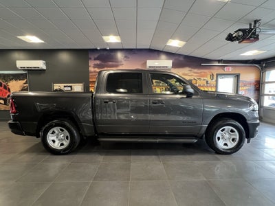 2025 RAM Ram 1500 RAM 1500 TRADESMAN CREW CAB 4X4 5'7' BOX