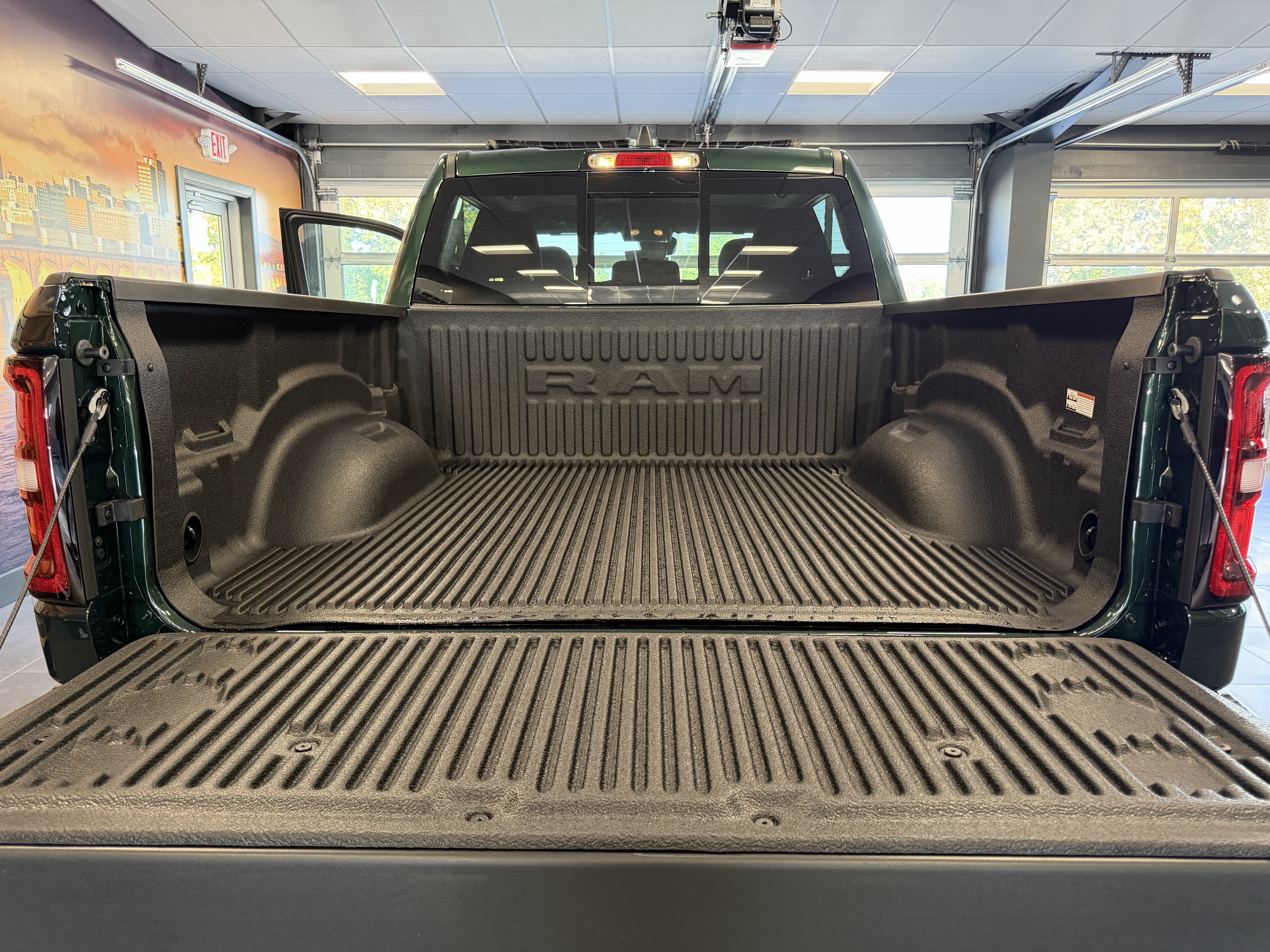 2027 RAM Ram 1500 RAM 1500 BIG HORN CREW CAB 4X4 5'7' BOX
