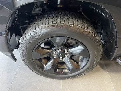 2019 RAM 1500 Big Horn/Lone Star Crew Cab 4x4 5'7' Box