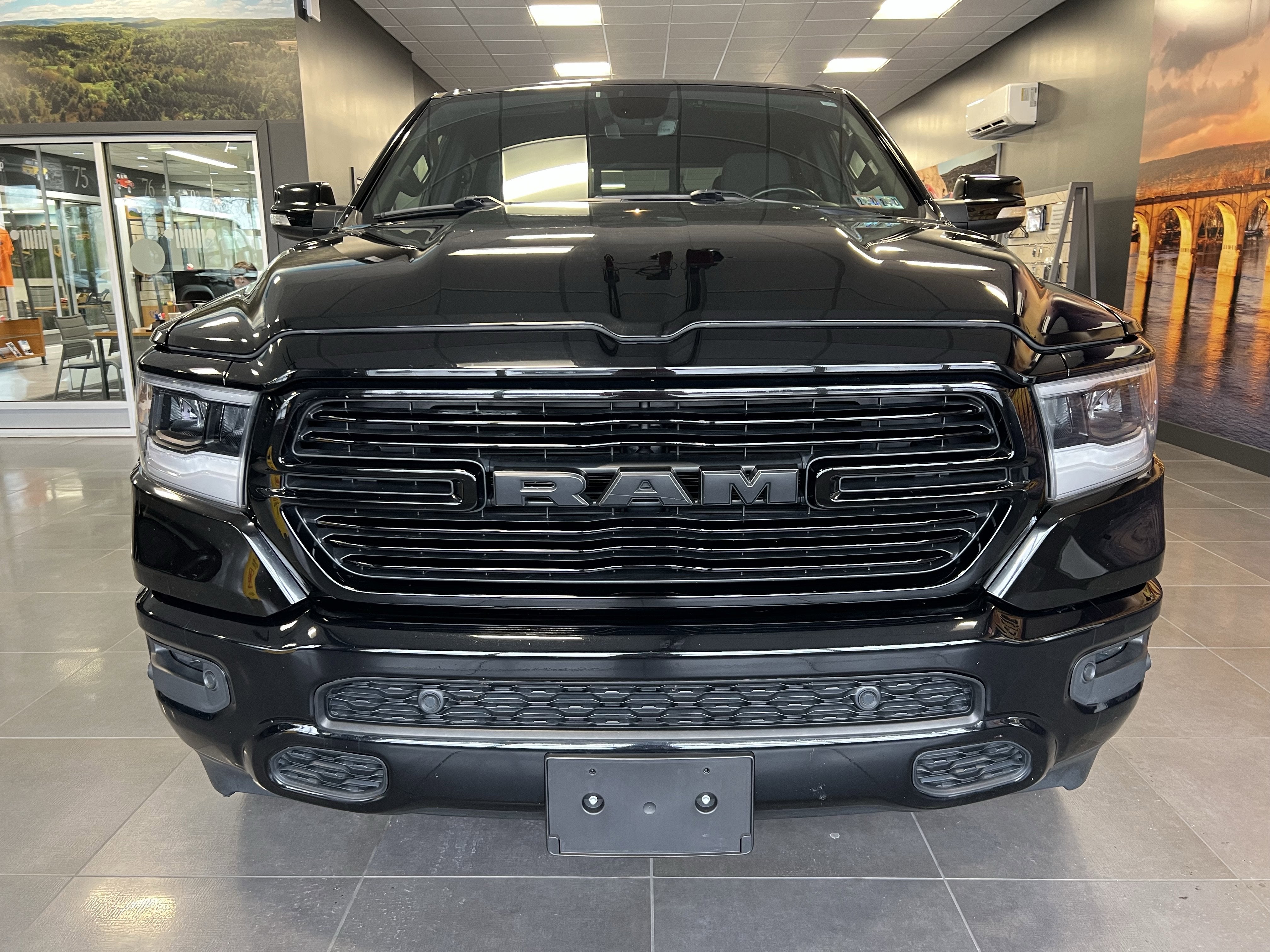 2019 RAM 1500 Big Horn/Lone Star Crew Cab 4x4 5'7' Box