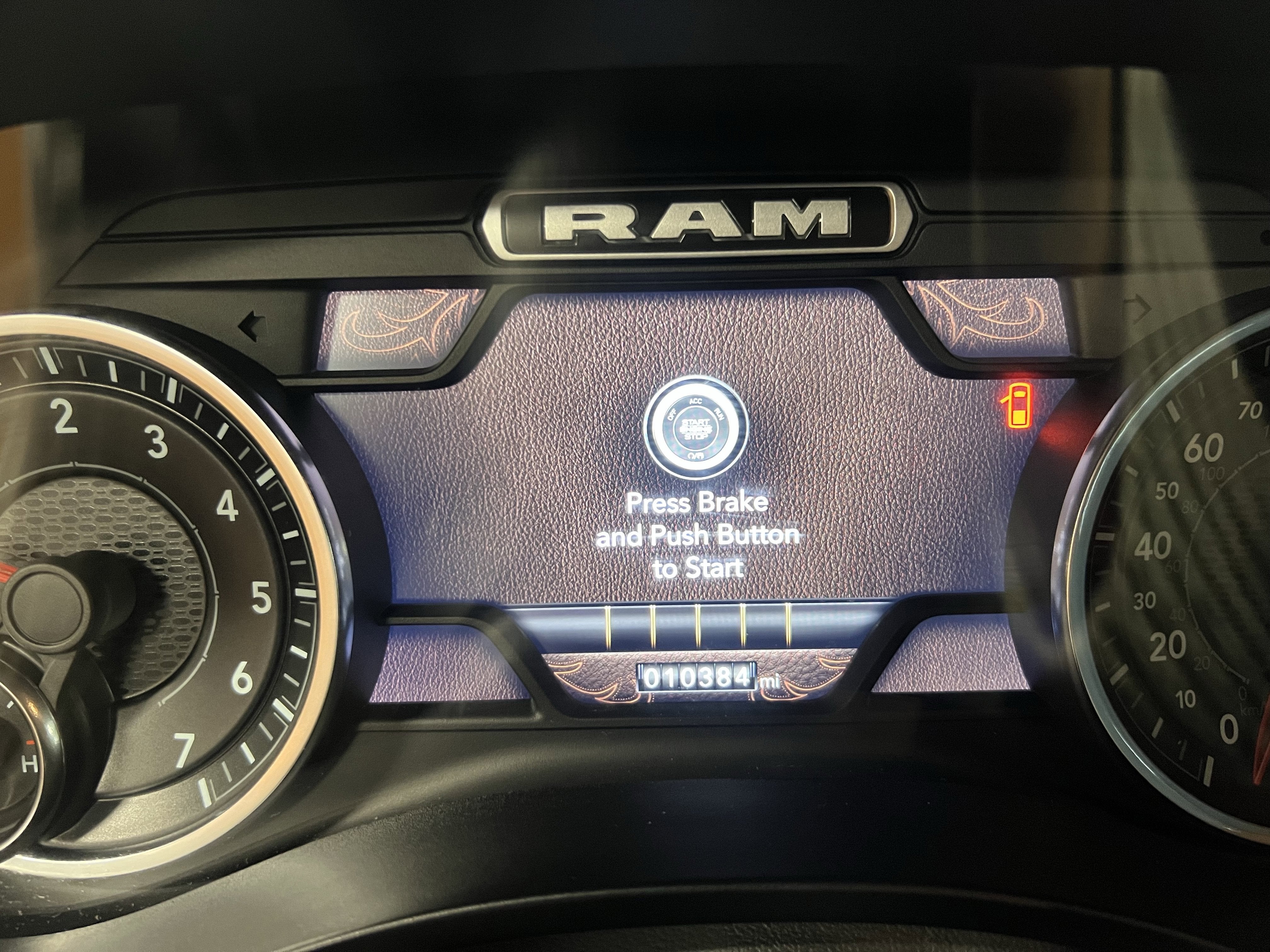 2022 RAM 1500 Big Horn Crew Cab 4x4 5'7' Box