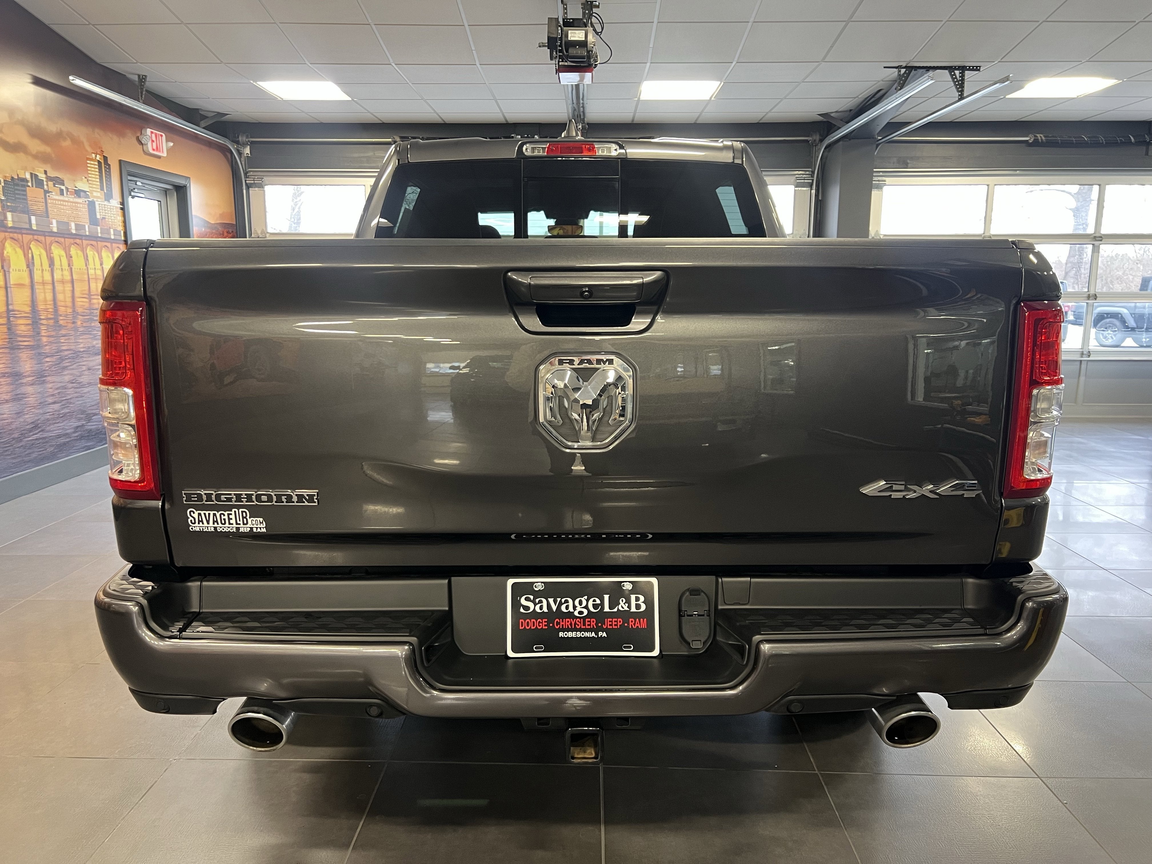 2022 RAM 1500 Big Horn Crew Cab 4x4 5'7' Box