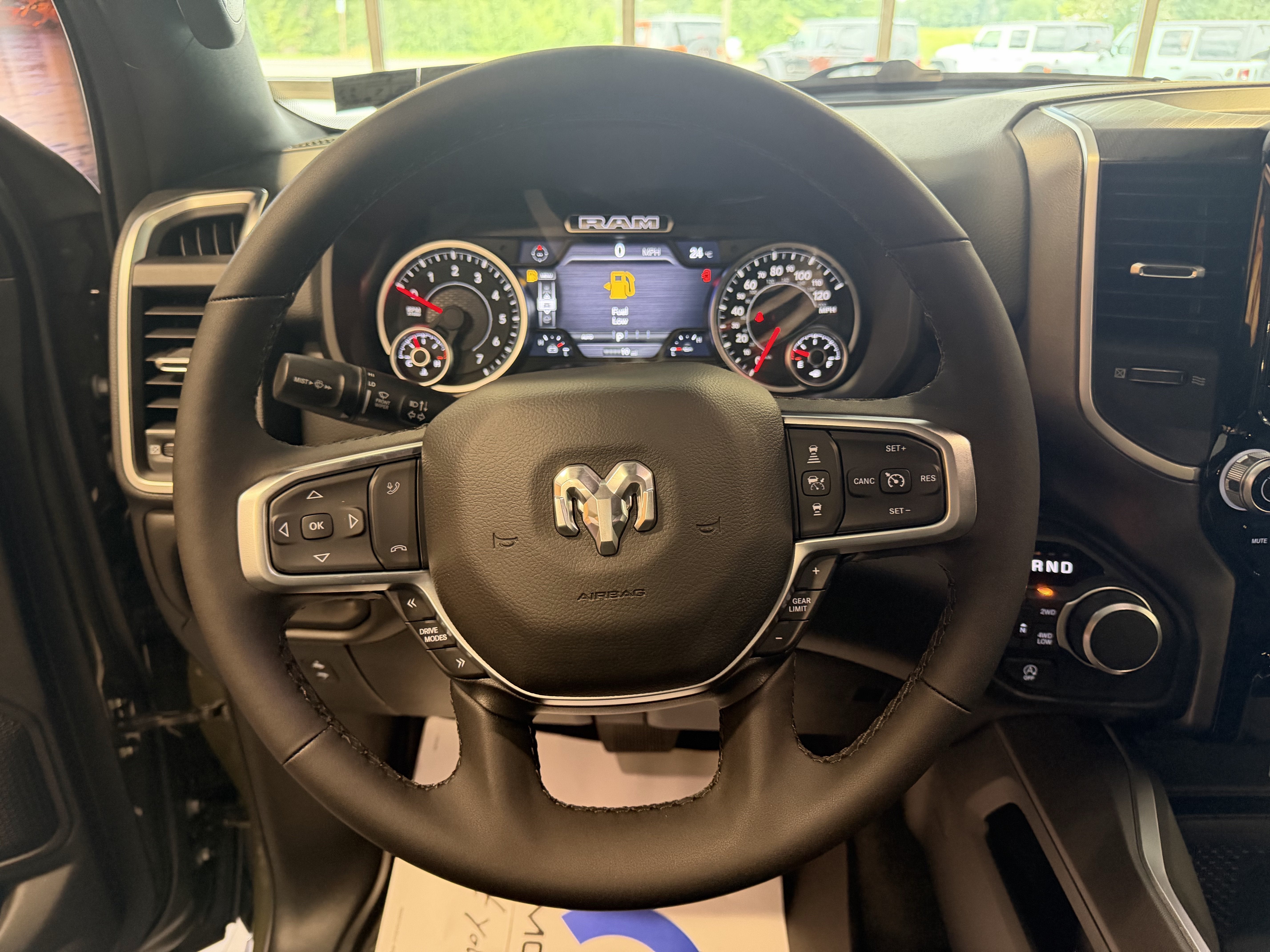 2026 RAM 1500 RAM 1500 BIG HORN CREW CAB 4X4 5'7' BOX