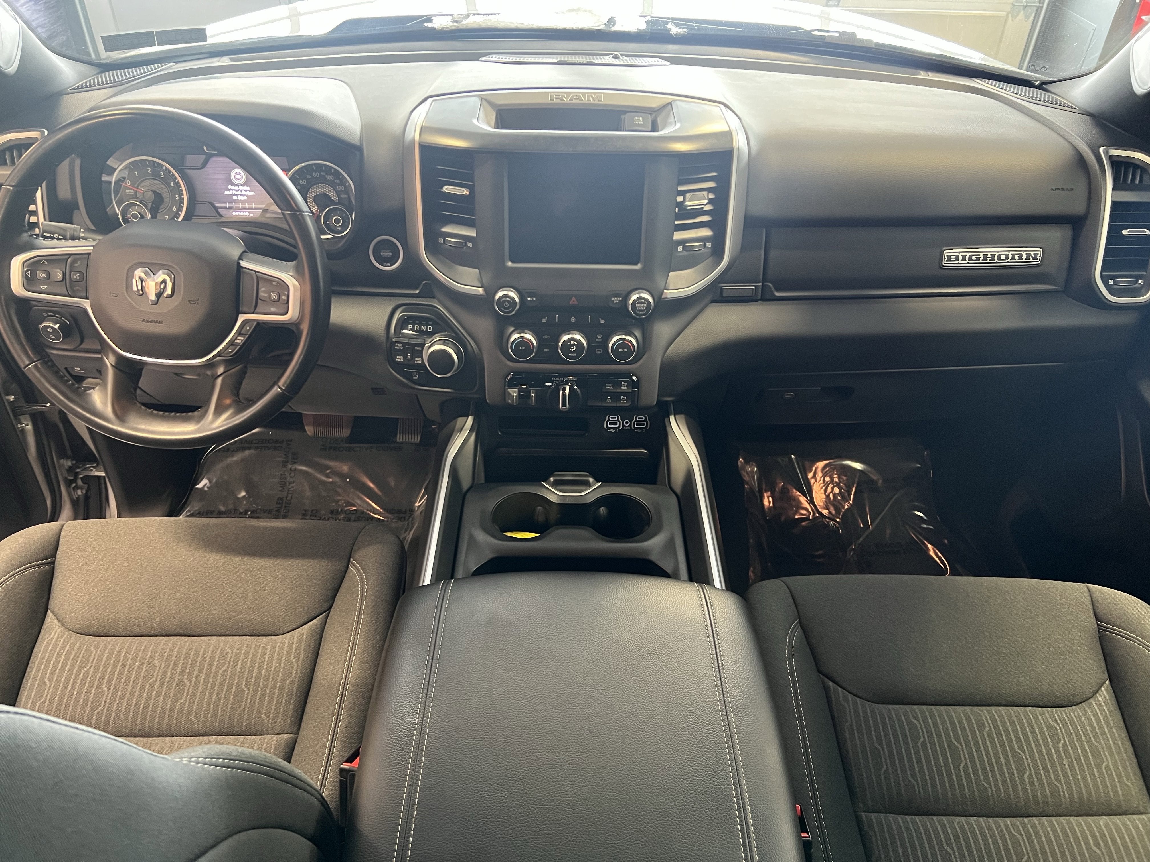 2022 RAM 1500 Big Horn Crew Cab 4x4 5'7' Box