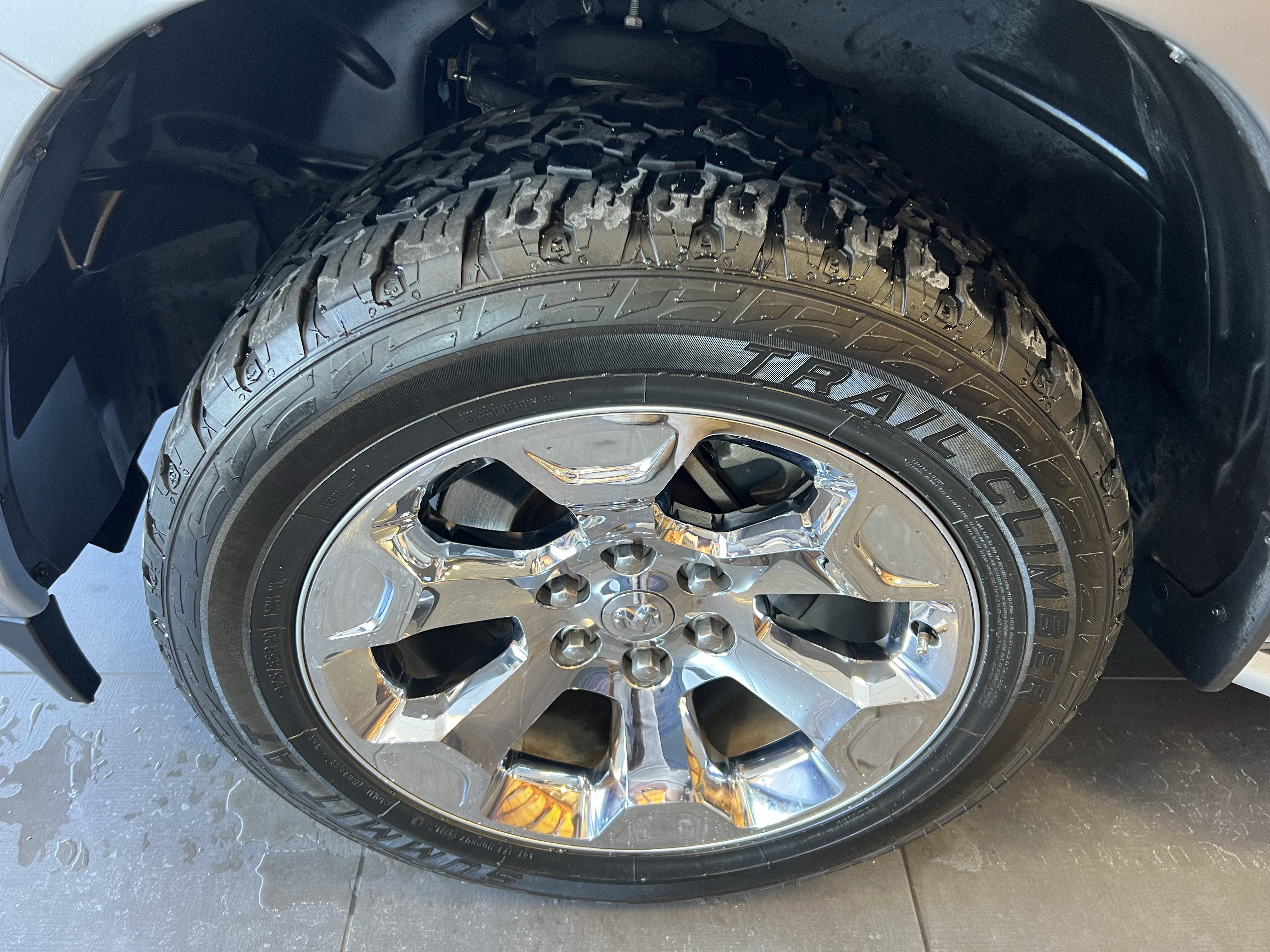 2021 RAM 1500 Big Horn Crew Cab 4x4 5'7' Box