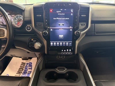 2021 RAM 1500 Laramie Crew Cab 4x4 5'7' Box
