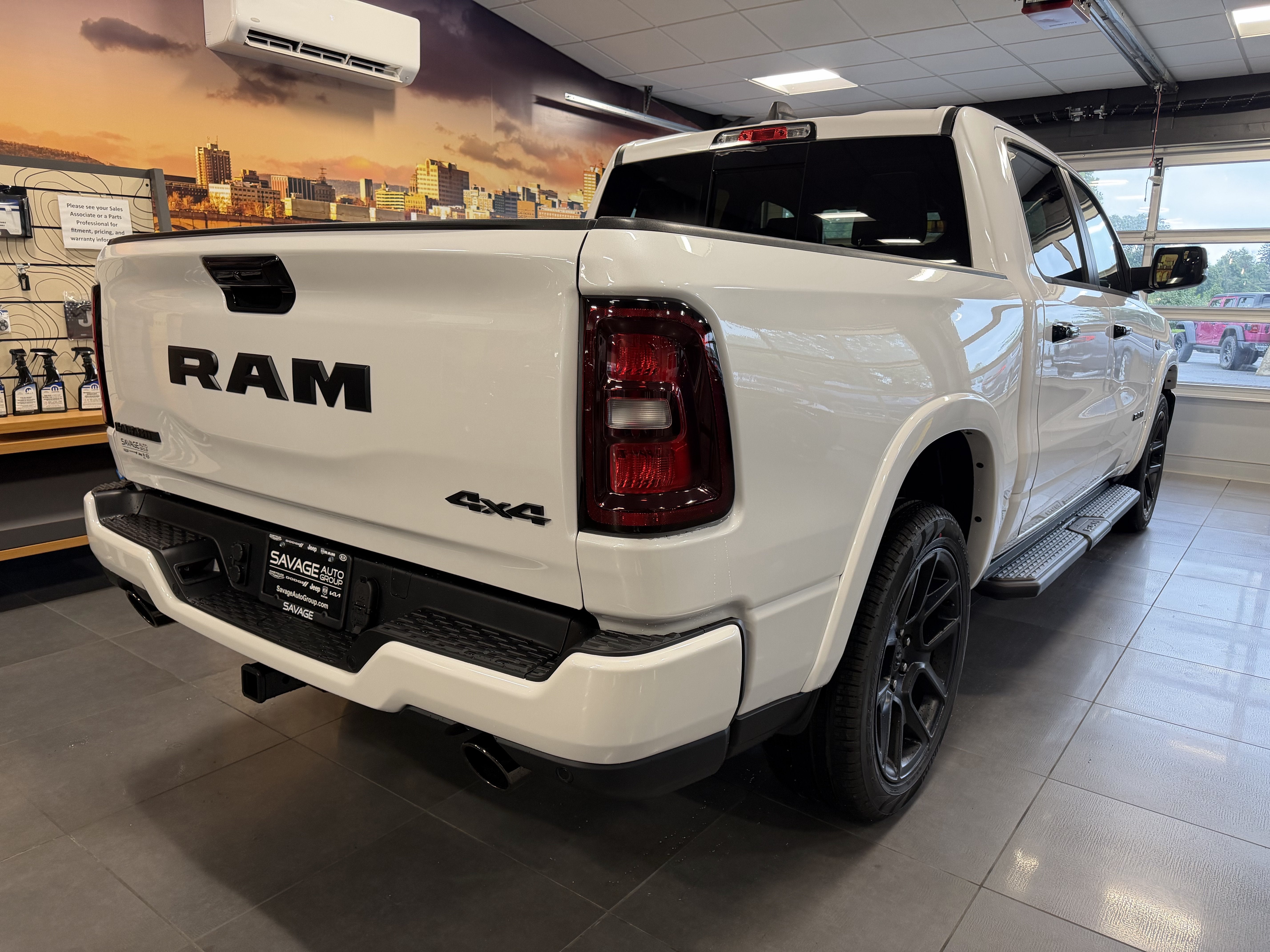 2027 RAM Ram 1500 RAM 1500 LARAMIE CREW CAB 4X4 5'7' BOX