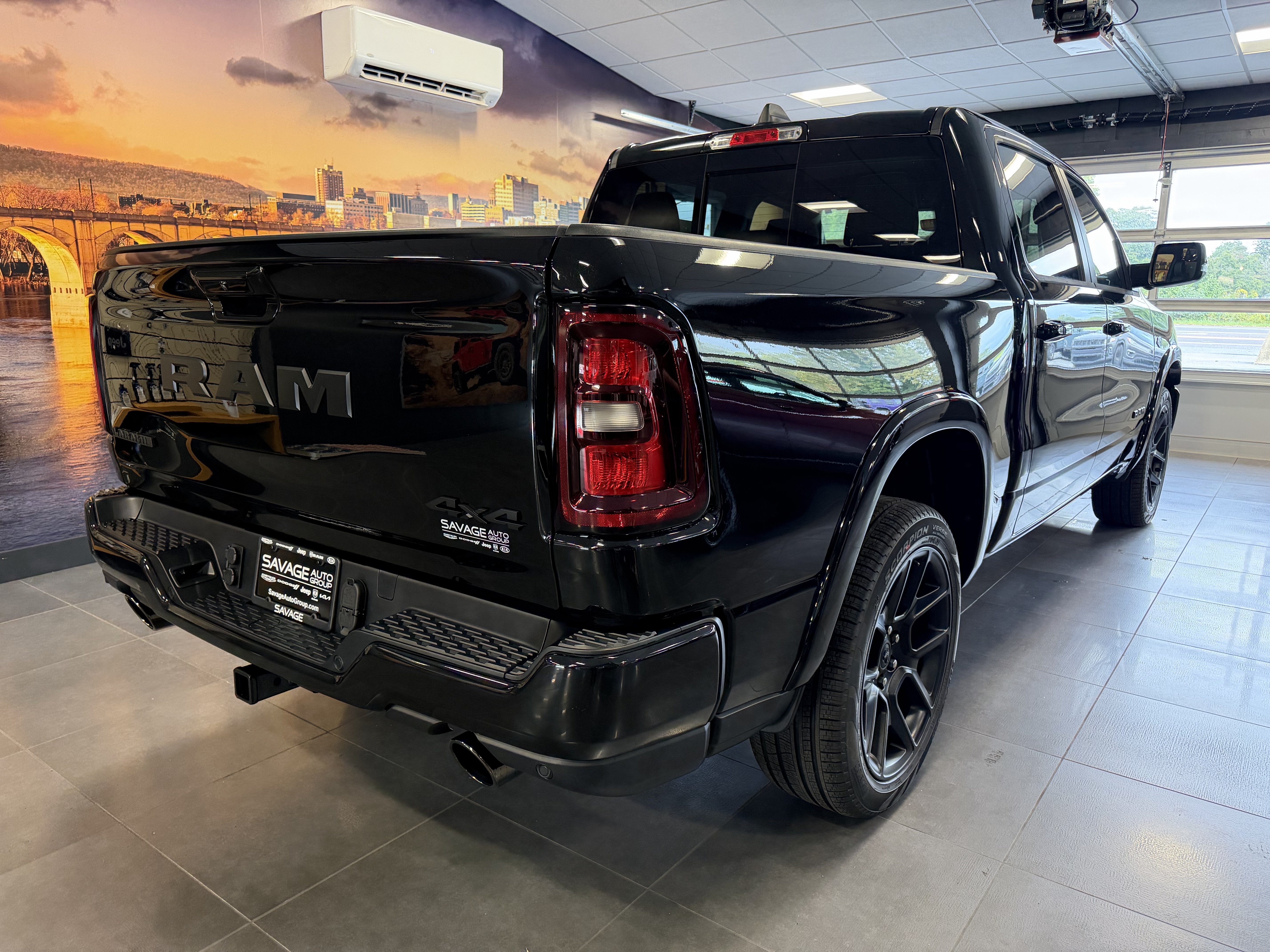 2027 RAM Ram 1500 RAM 1500 LARAMIE CREW CAB 4X4 5'7' BOX