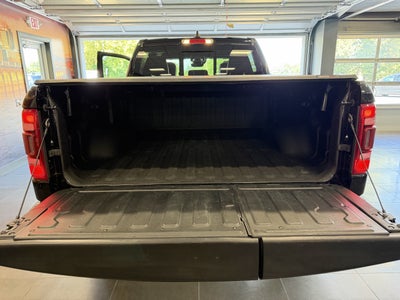 2022 RAM 1500 Laramie Crew Cab 4x4 6'4' Box