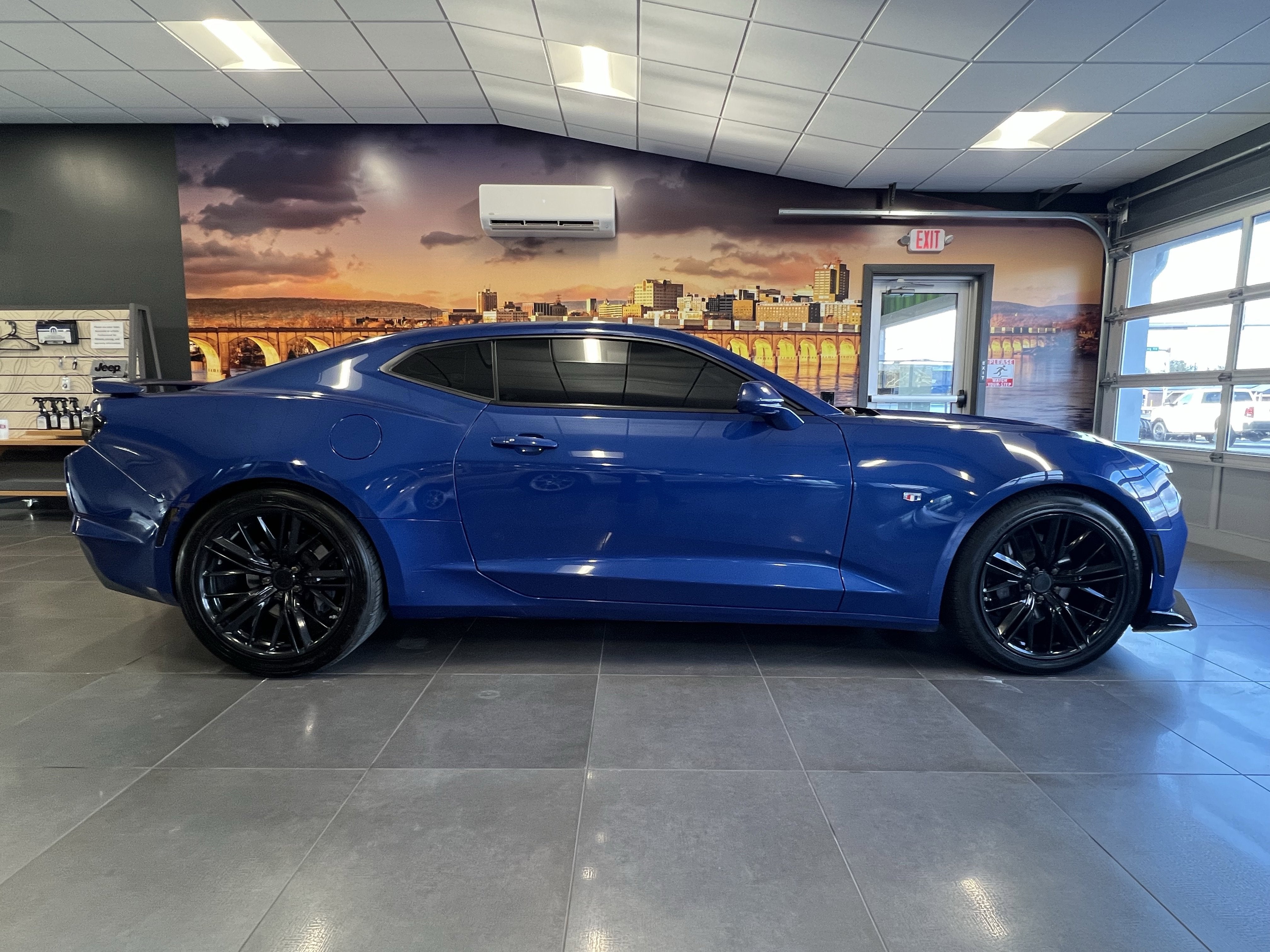 2020 Chevrolet Camaro RWD Coupe 2SS