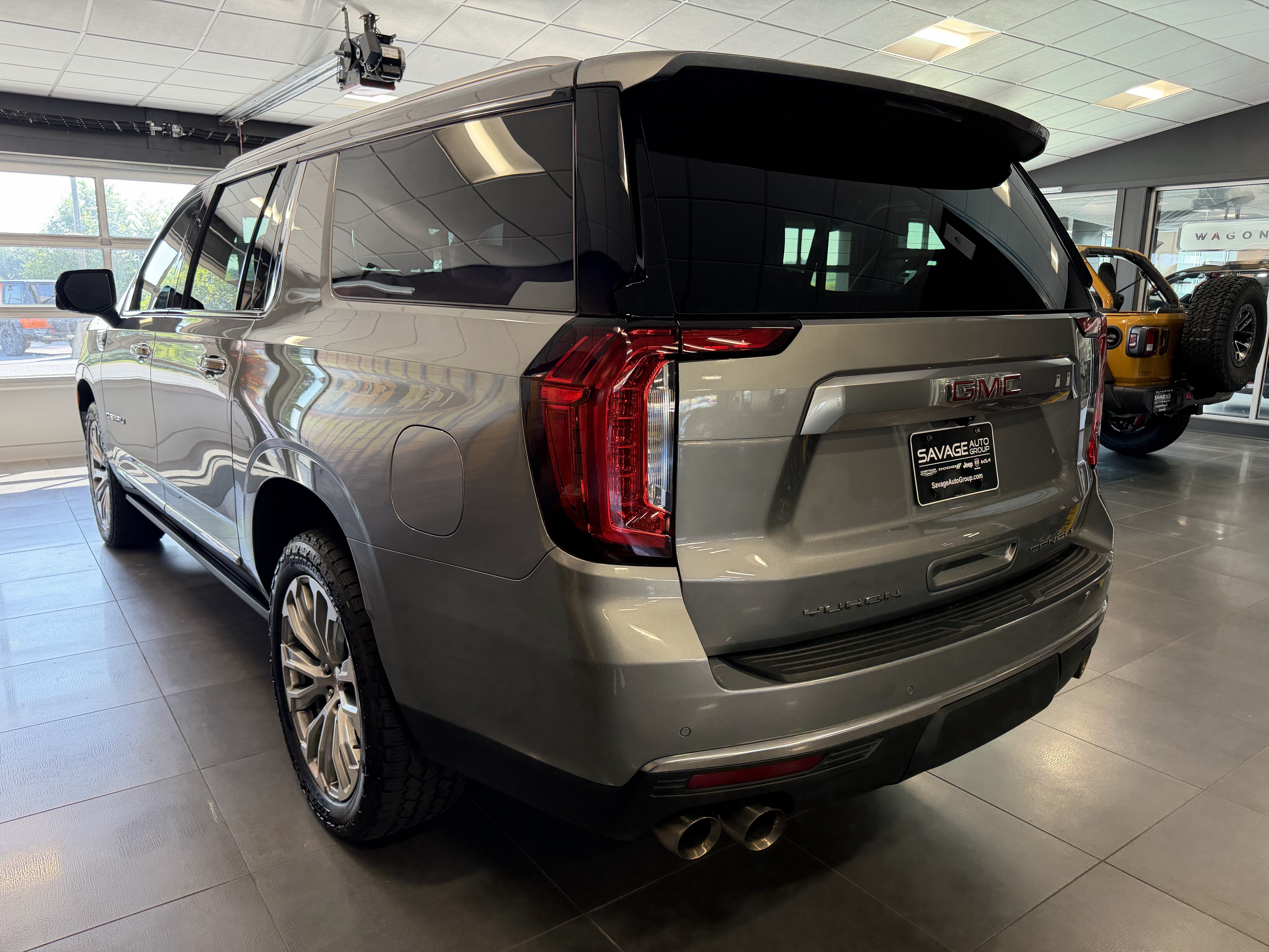 2023 GMC Yukon XL 4WD Denali