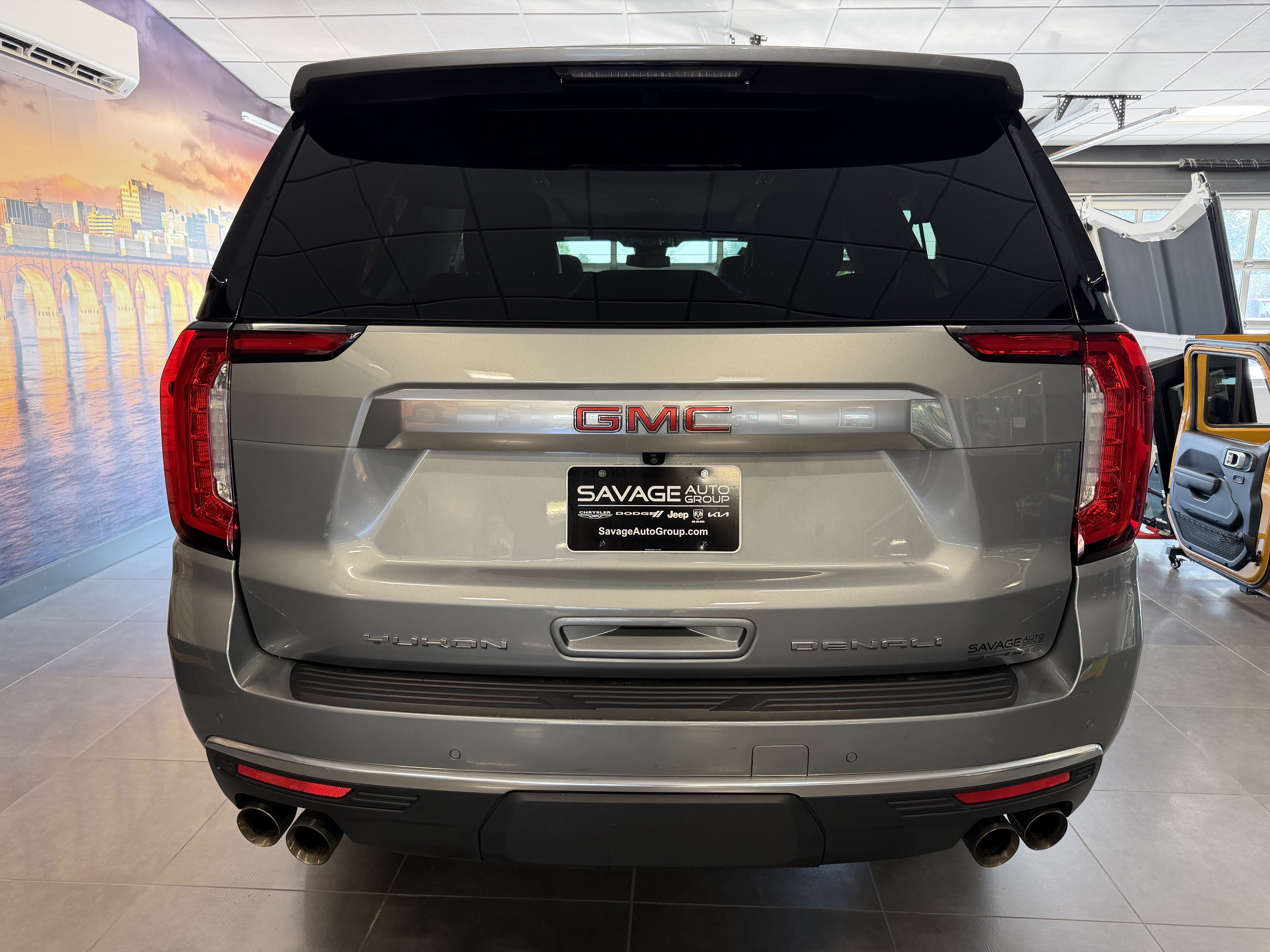 2023 GMC Yukon XL 4WD Denali
