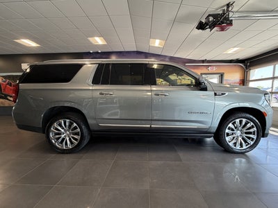 2023 GMC Yukon XL 4WD Denali