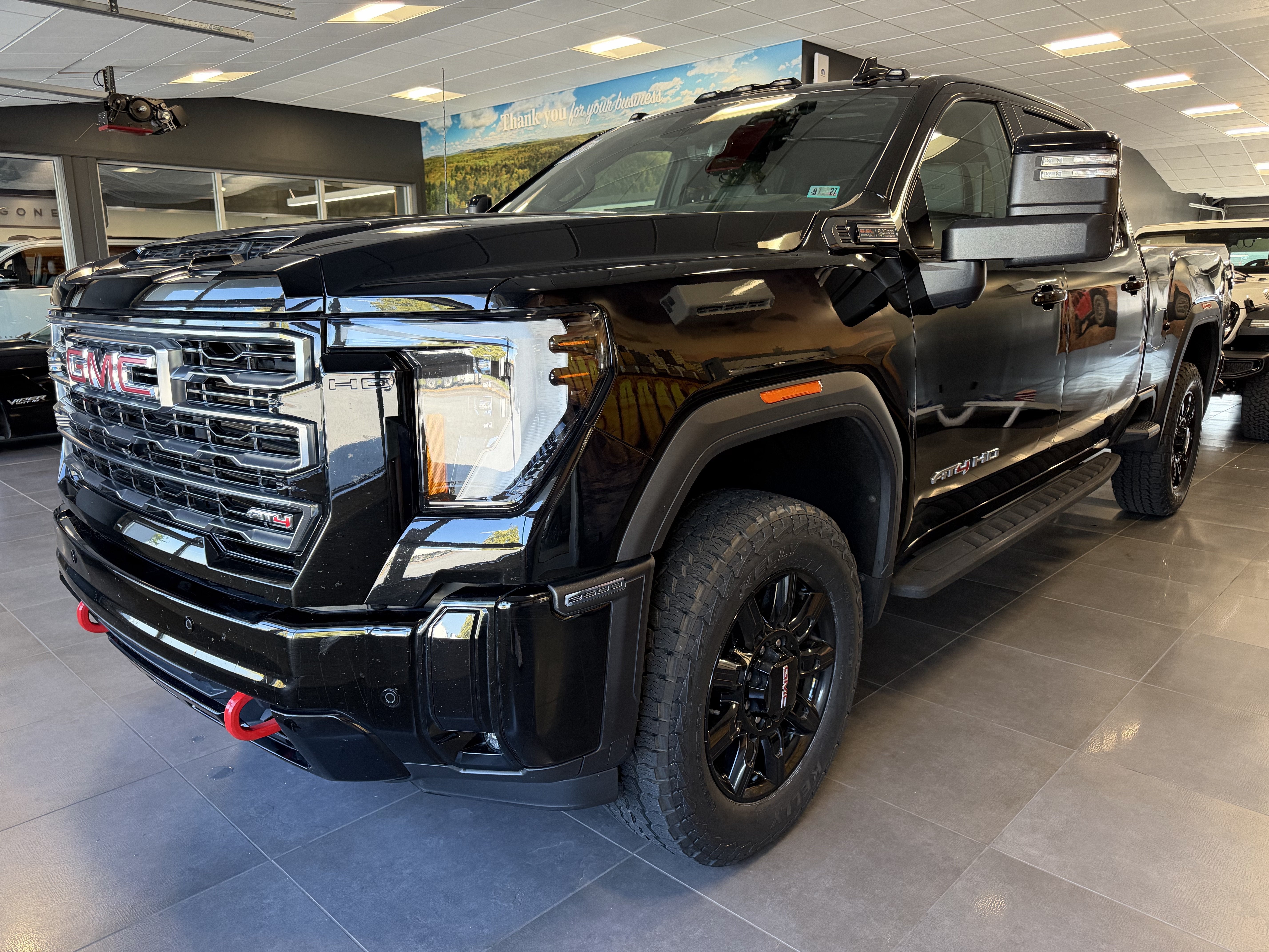 2025 GMC Sierra 2500HD 4WD Crew Cab Standard Bed AT4