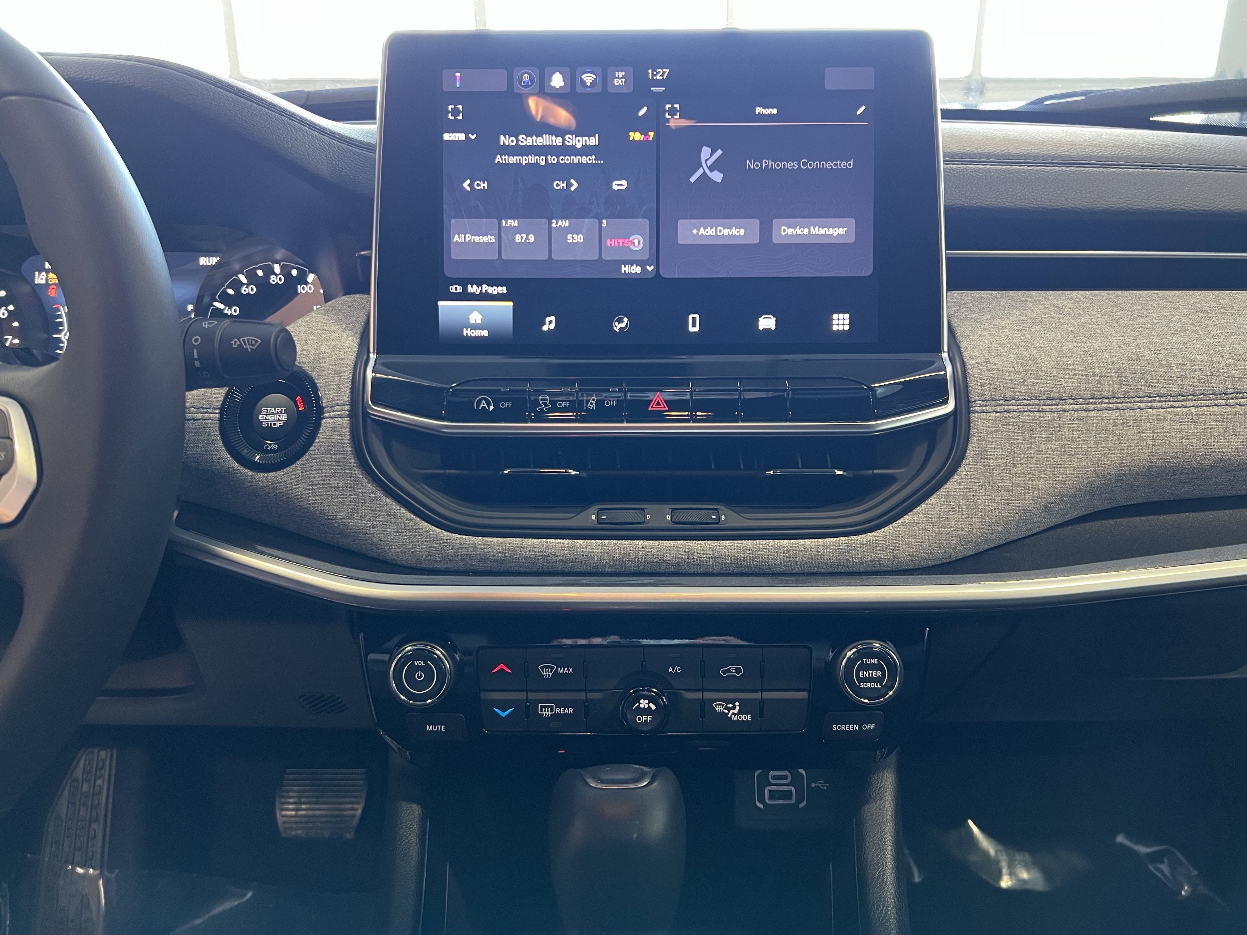 2024 Jeep Compass COMPASS LATITUDE 4X4