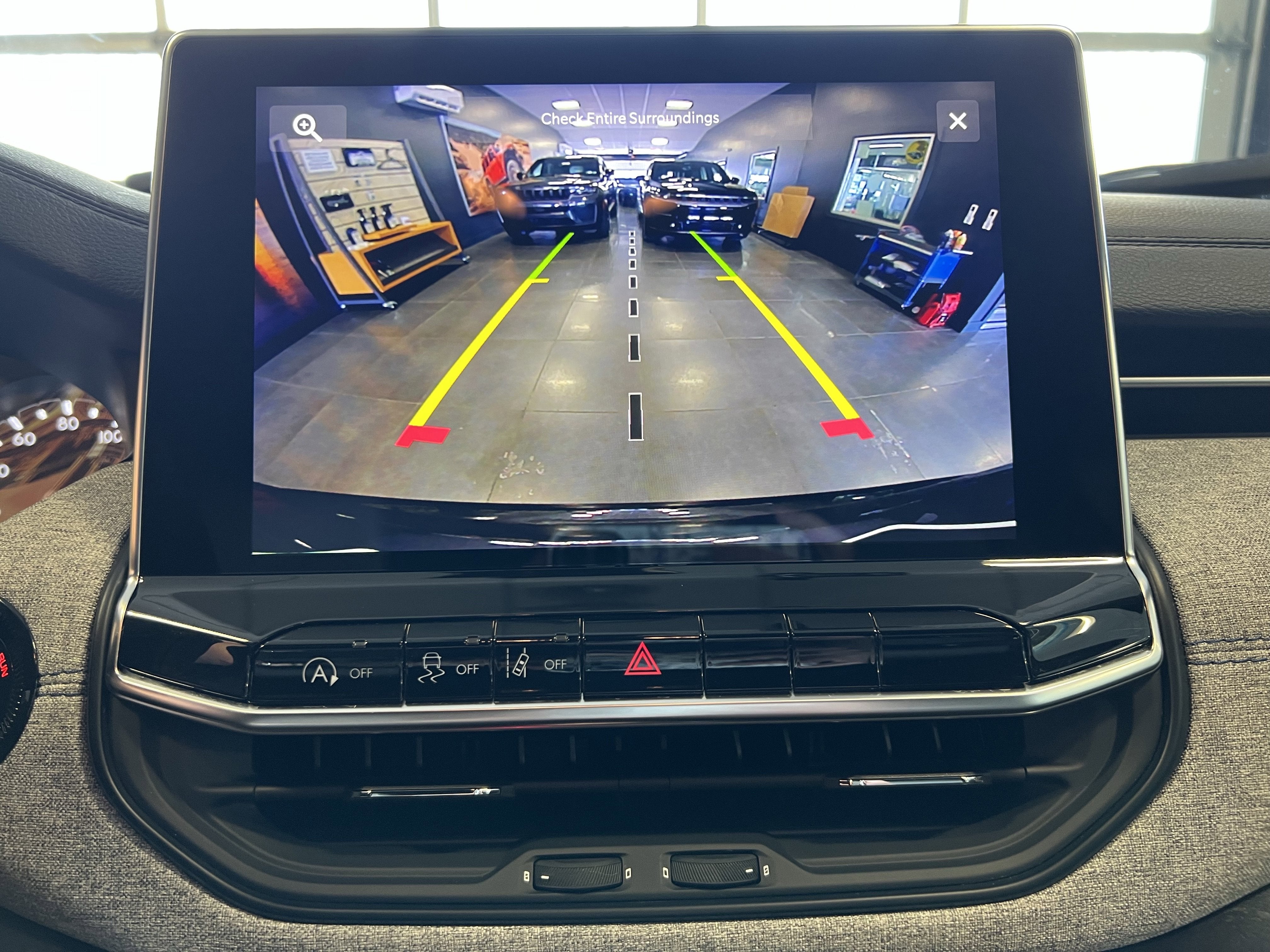 2024 Jeep Compass COMPASS LATITUDE 4X4