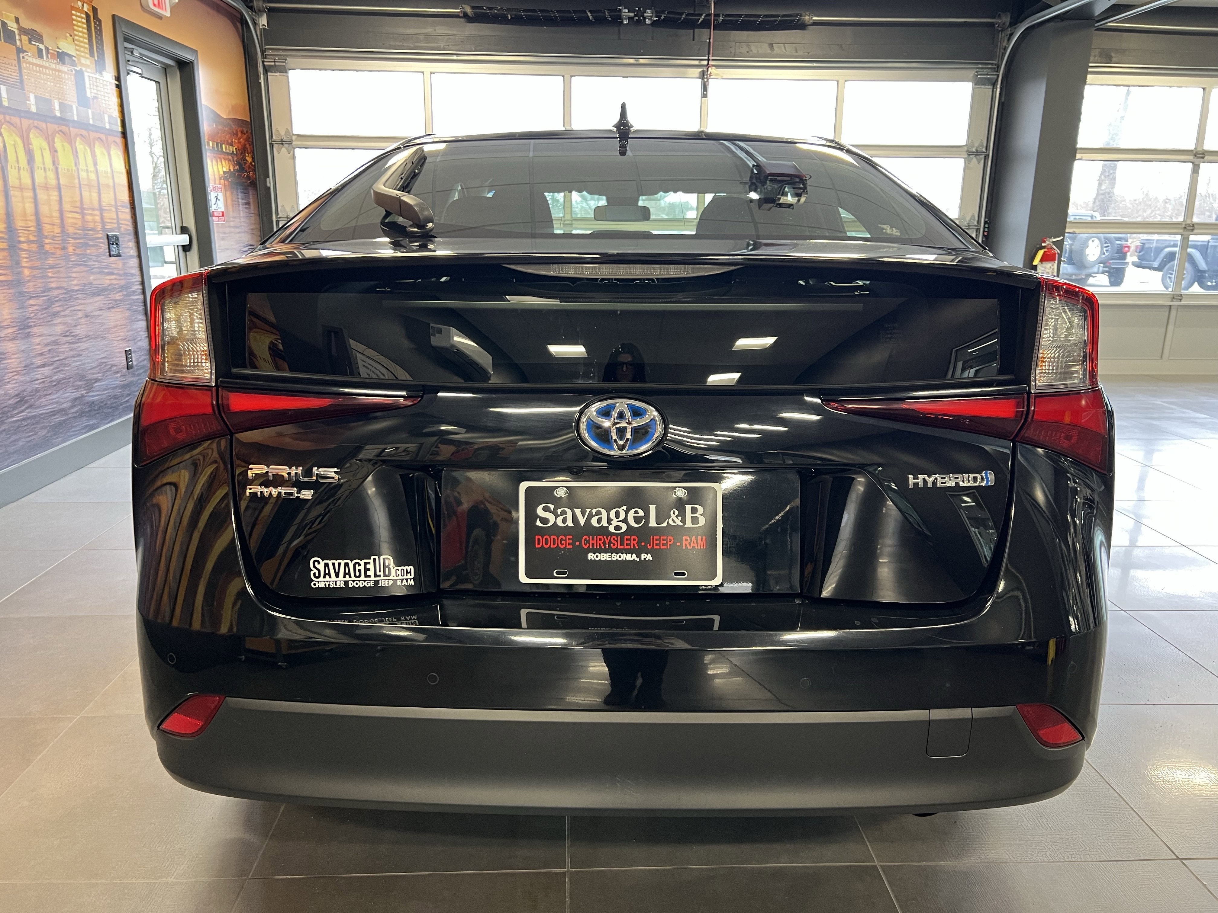 2019 Toyota Prius LE