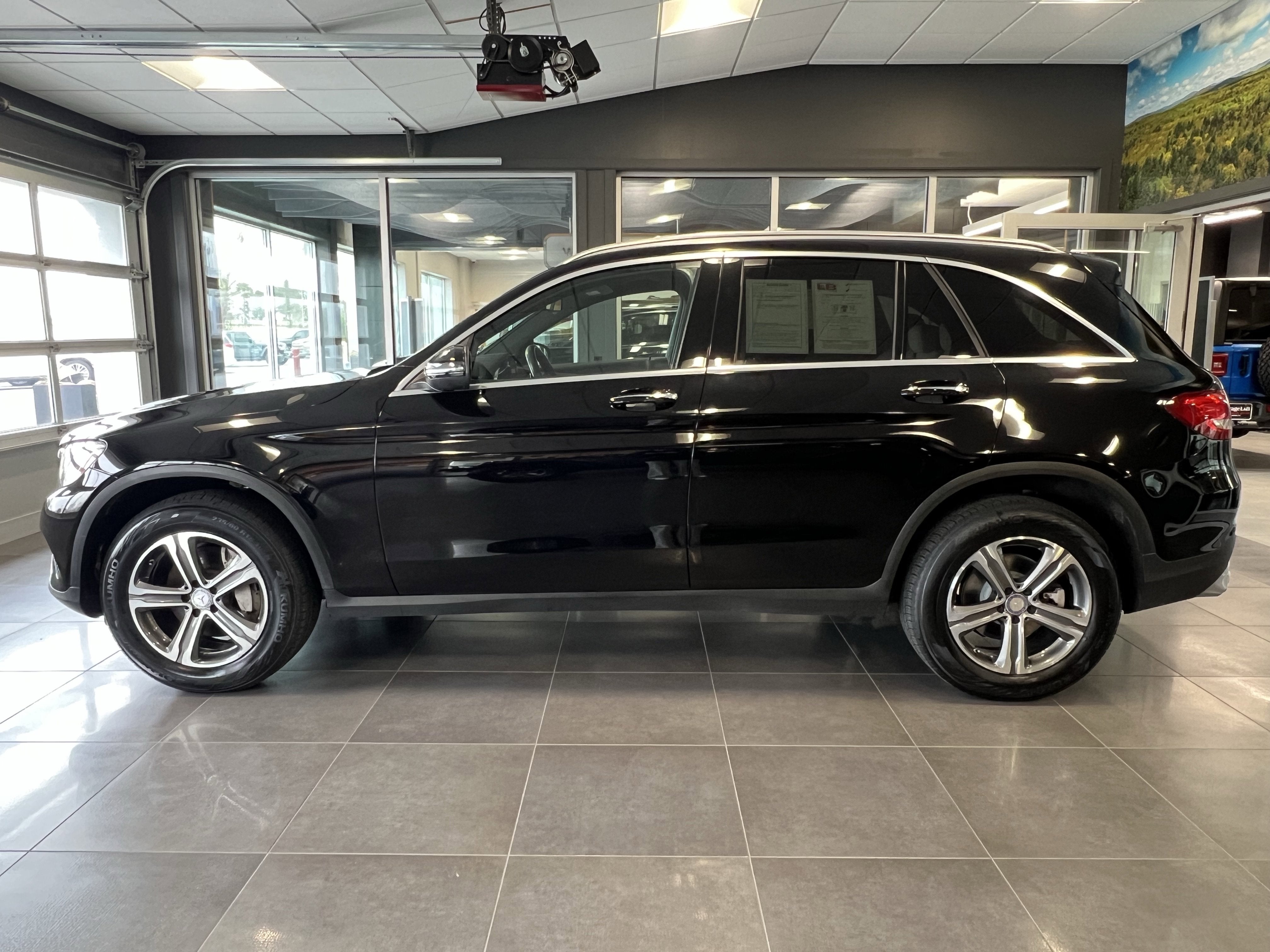 2017 Mercedes-Benz GLC 300 4MATIC®