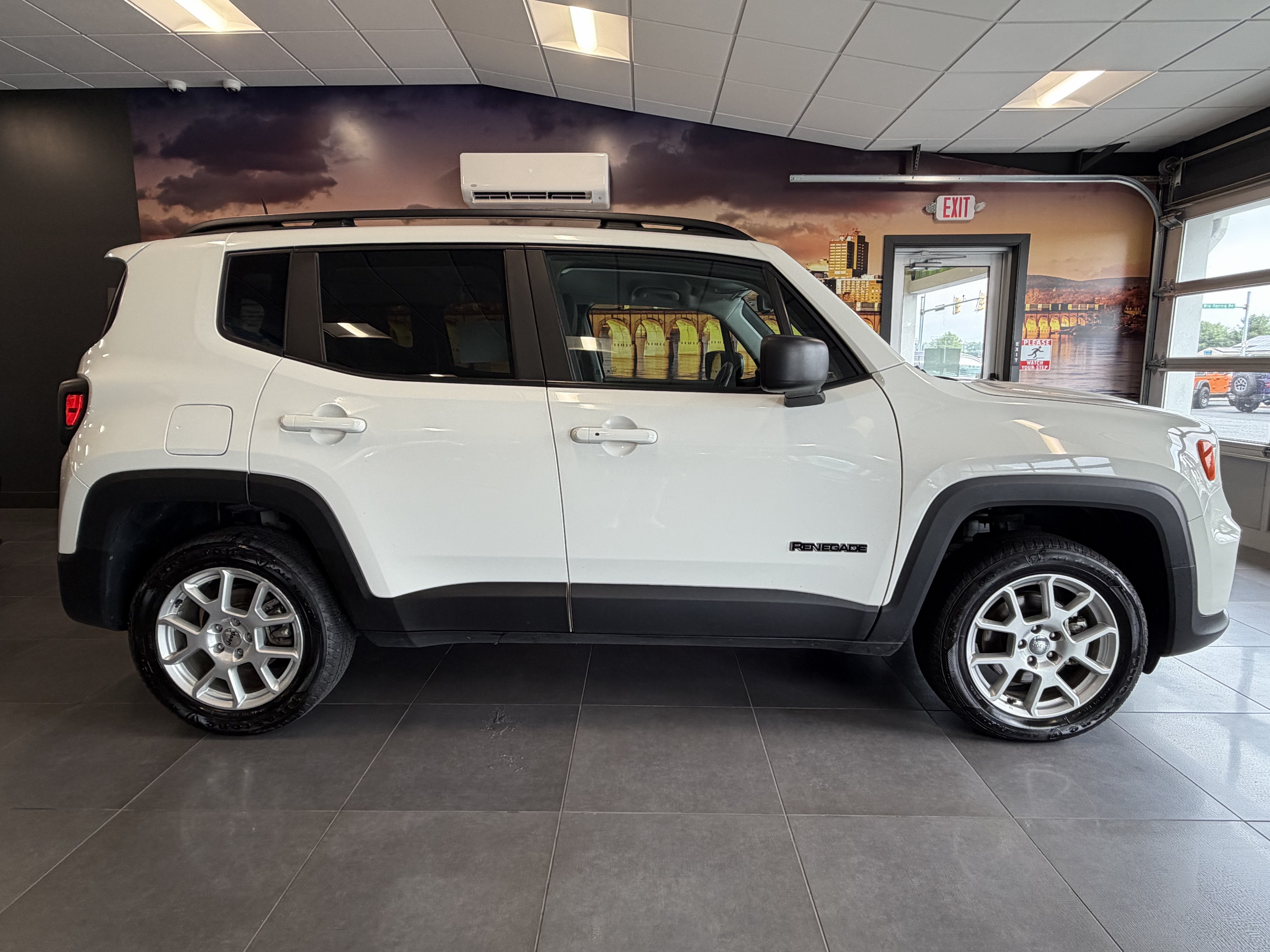 2022 Jeep Renegade Latitude 4x4